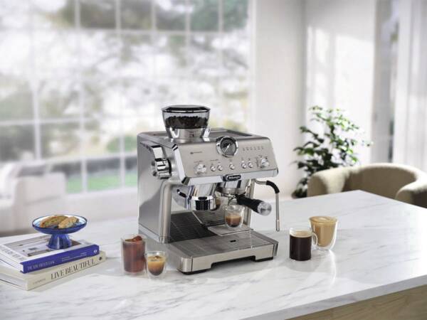DeLonghi EC 9555.M La Specialista Opera